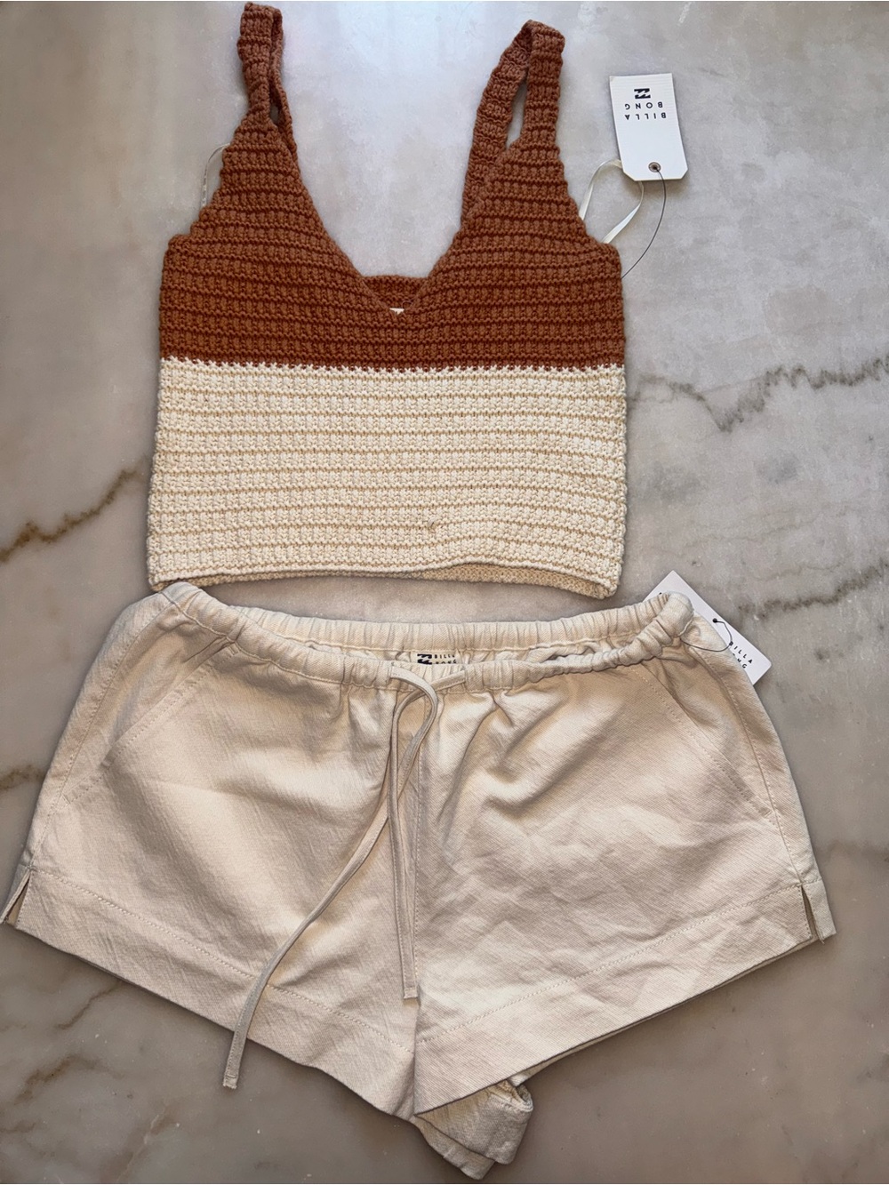 Billabong Two-Tone Brown and Cream Crocheted Crop Tank & Crème shorts - Picture 1 of 8